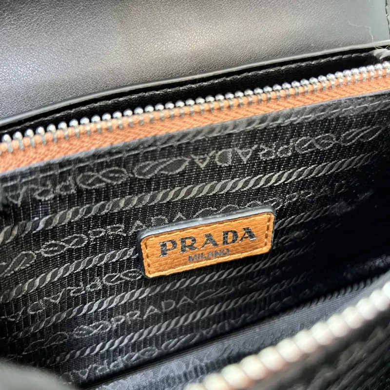 SmartChoice 9934 Prada AAA Quality Messenger Bags For Women