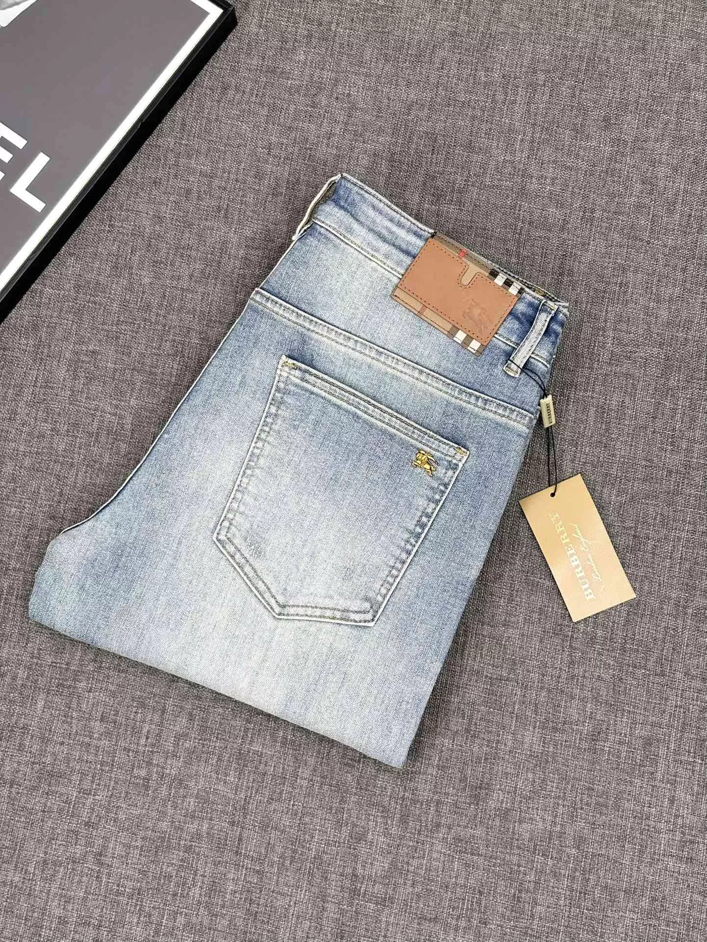 Soft 1057 Burberry Jeans For Men