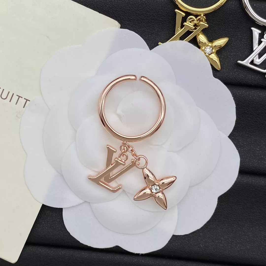 Soft 1062 Louis Vuitton LV Rings