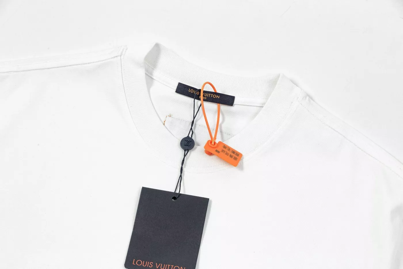 Soft 1349 Louis Vuitton LV T-Shirts Short Sleeved For Unisex