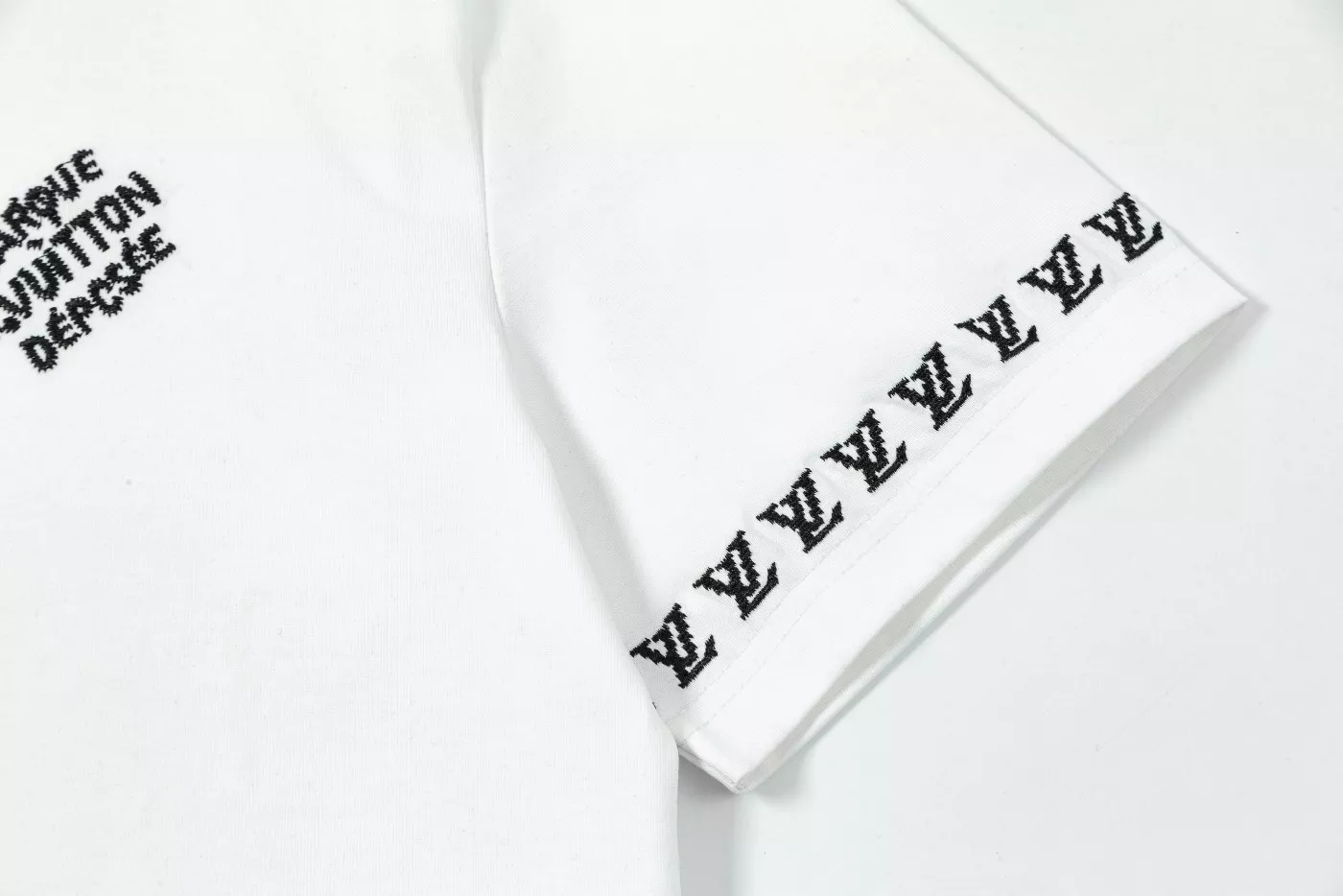 Soft 1349 Louis Vuitton LV T-Shirts Short Sleeved For Unisex