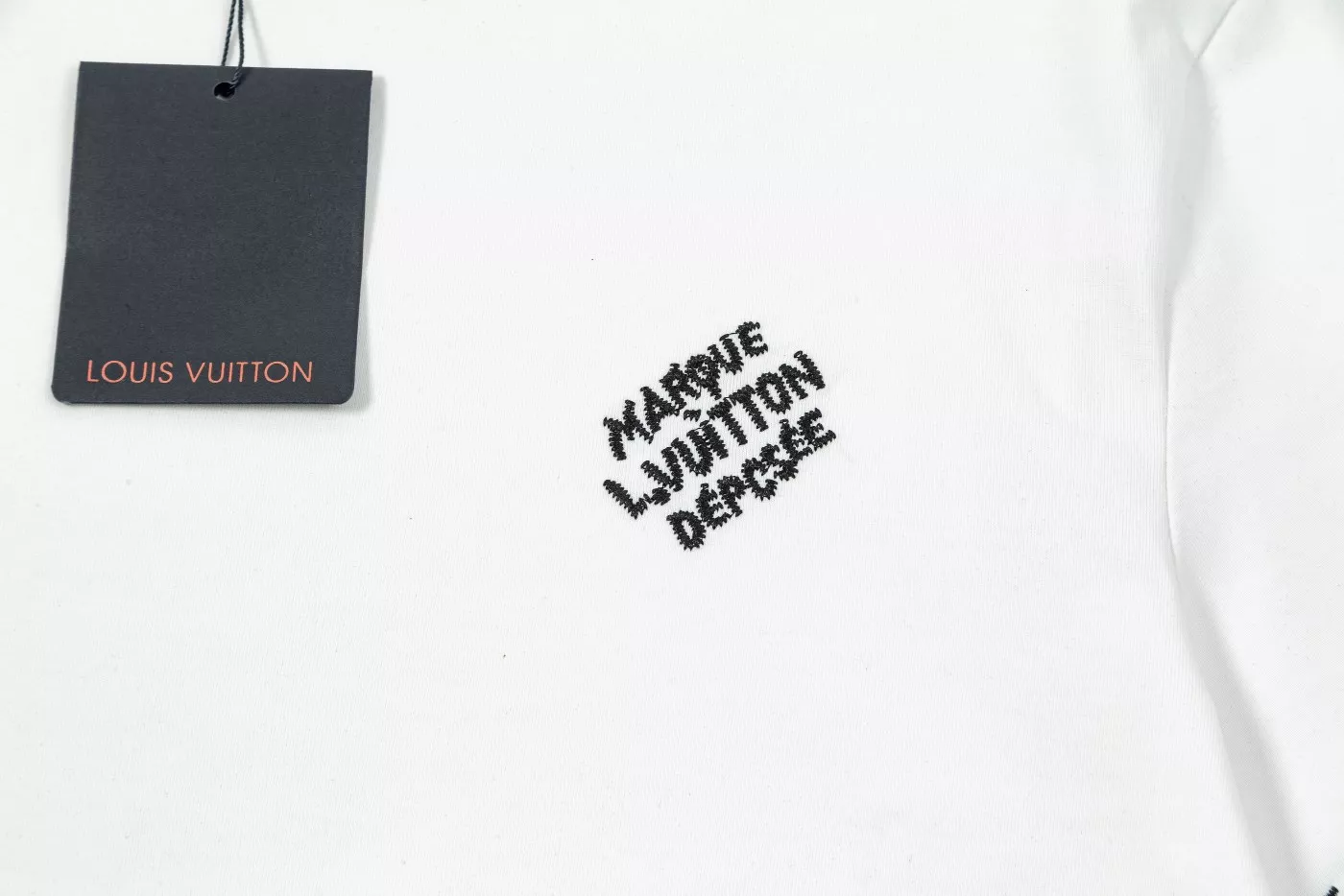 Soft 1349 Louis Vuitton LV T-Shirts Short Sleeved For Unisex