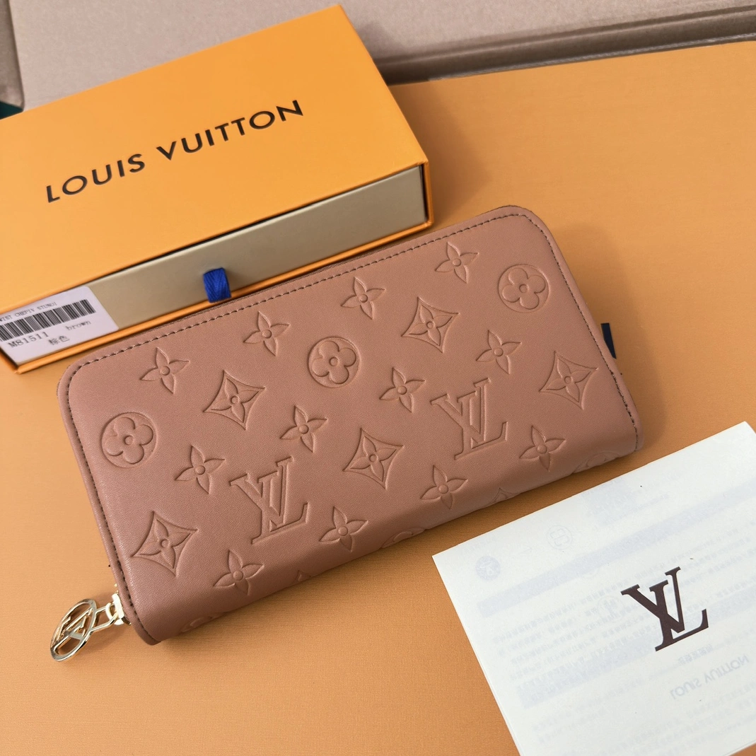 Soft 136 Louis Vuitton LV Wallets For Women