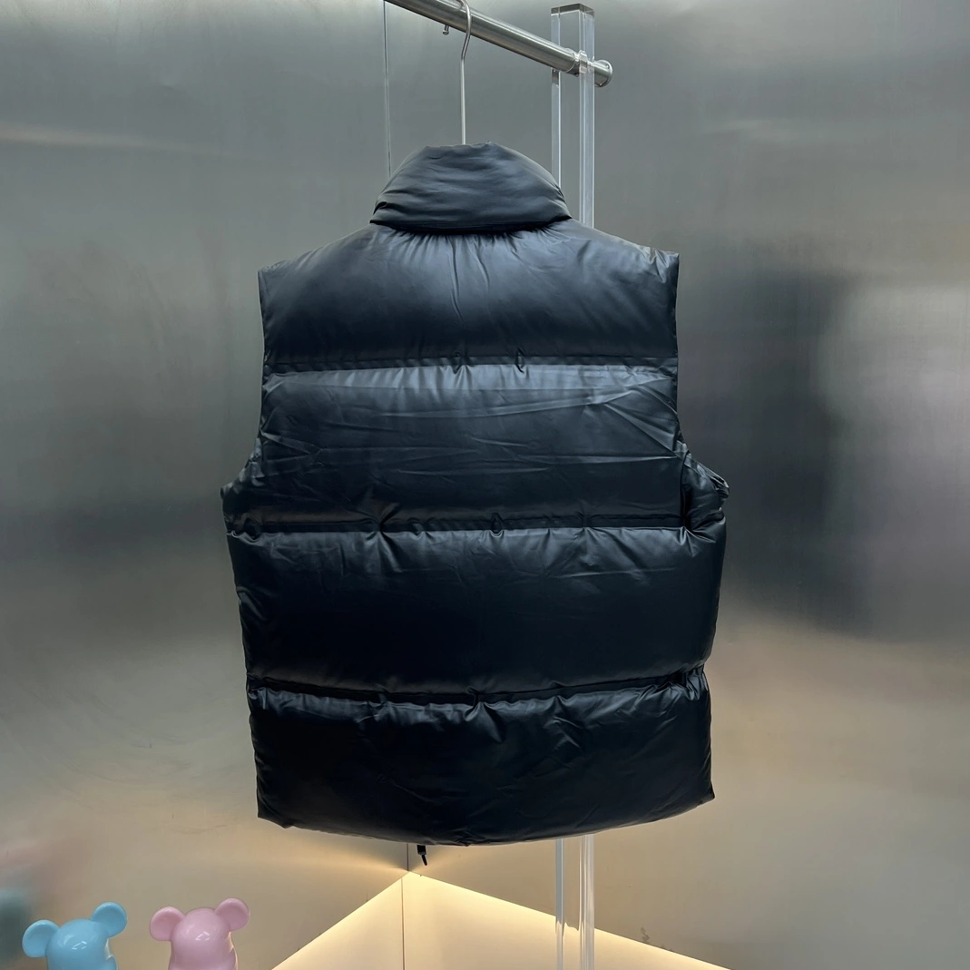 Soft 1547 Prada Down Feather Coat Sleeveless For Unisex