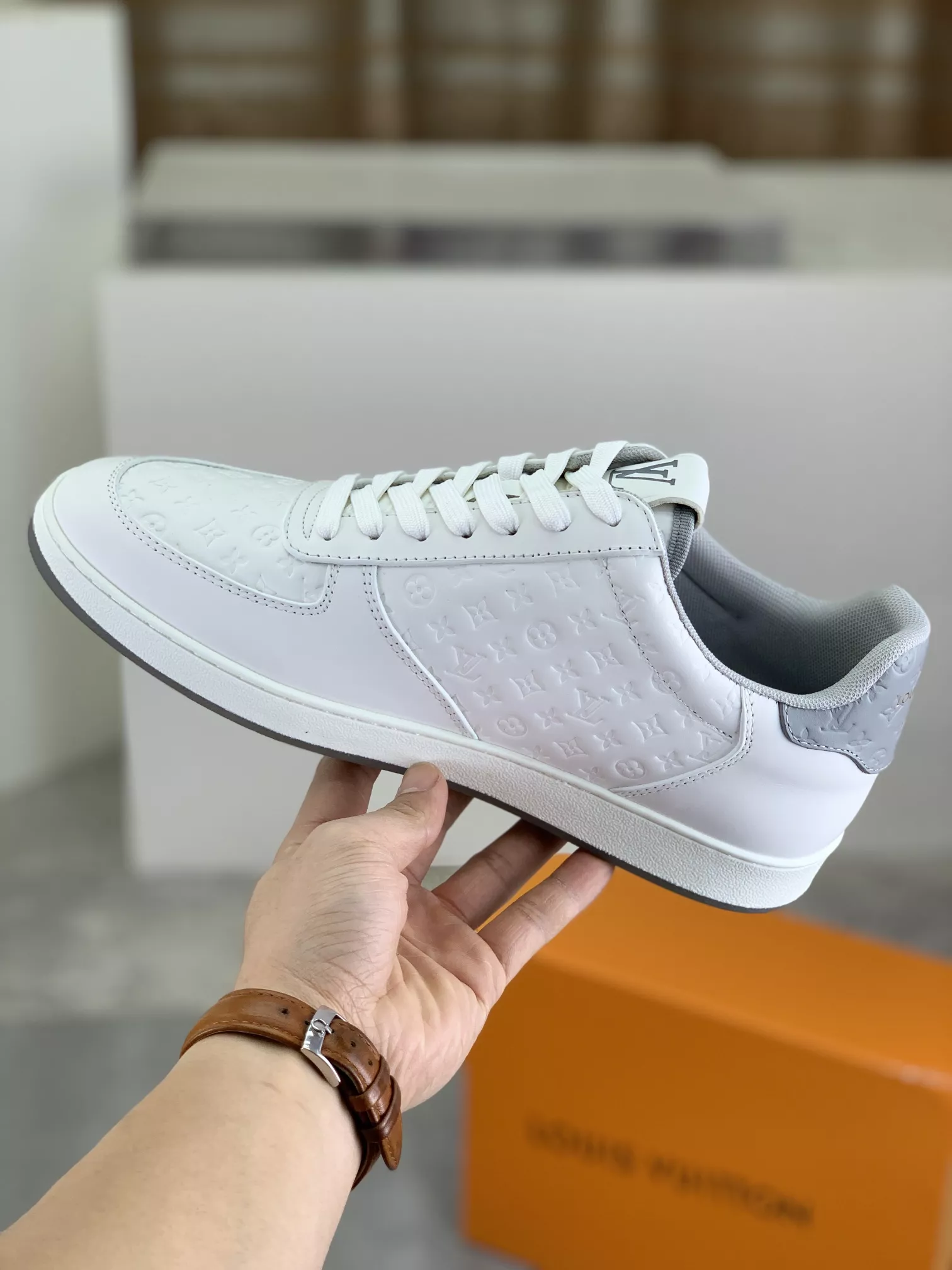 Soft 1566 Louis Vuitton Casual Shoes For Men