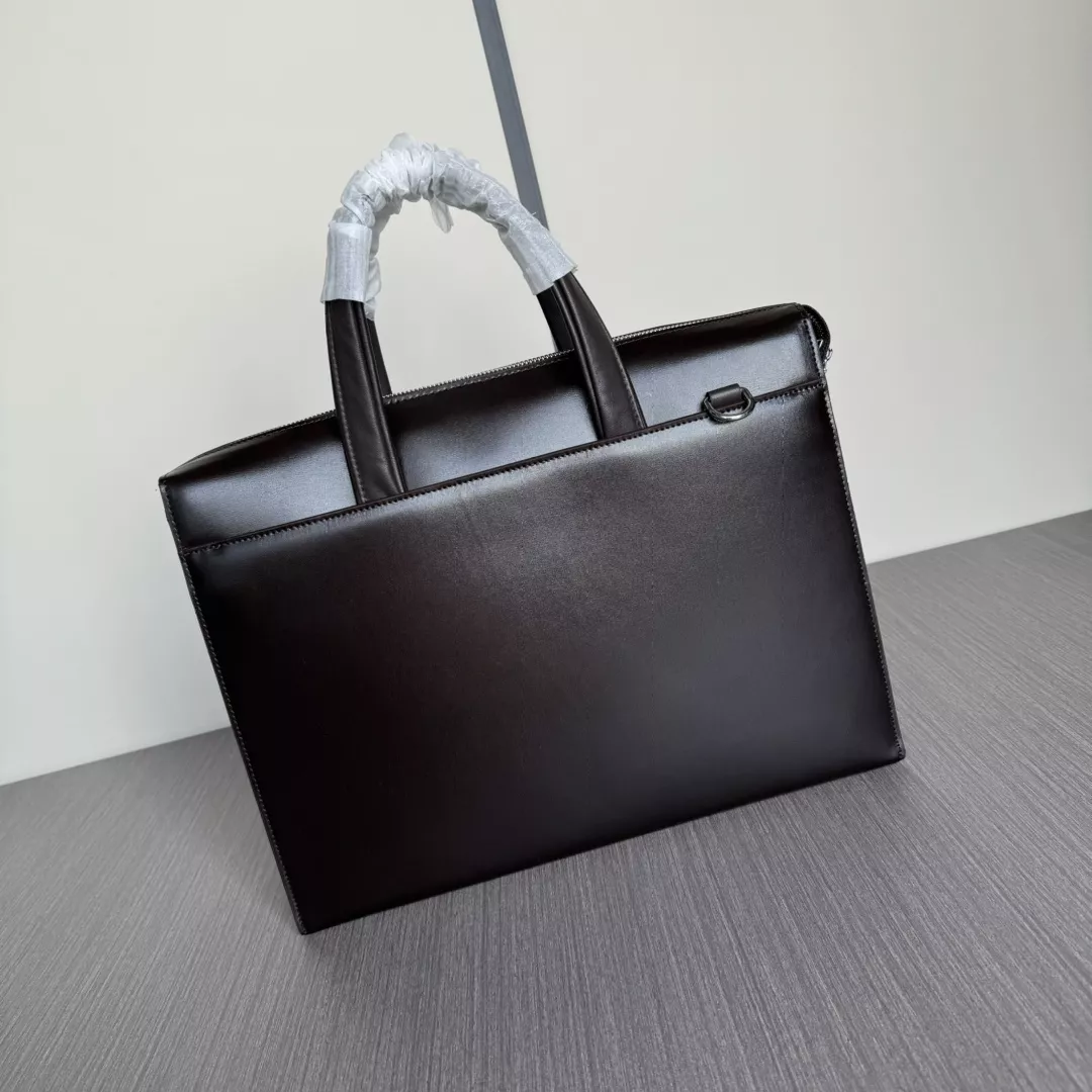 Soft 1609 Mont Blanc AAA Man Handbags