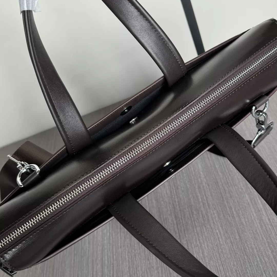 Soft 1609 Mont Blanc AAA Man Handbags