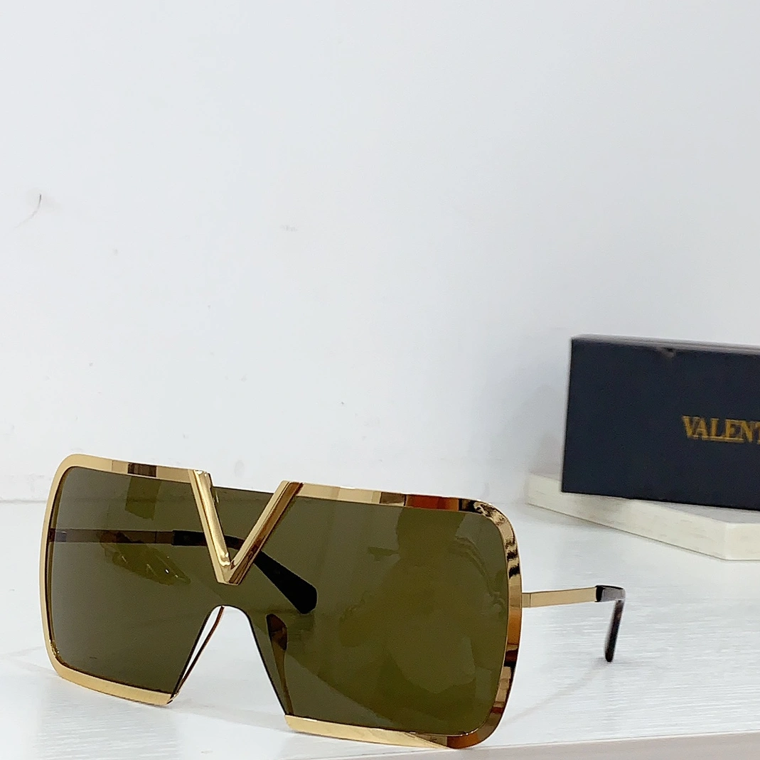 Soft 1887 Valentino AAA Quality Sunglasses