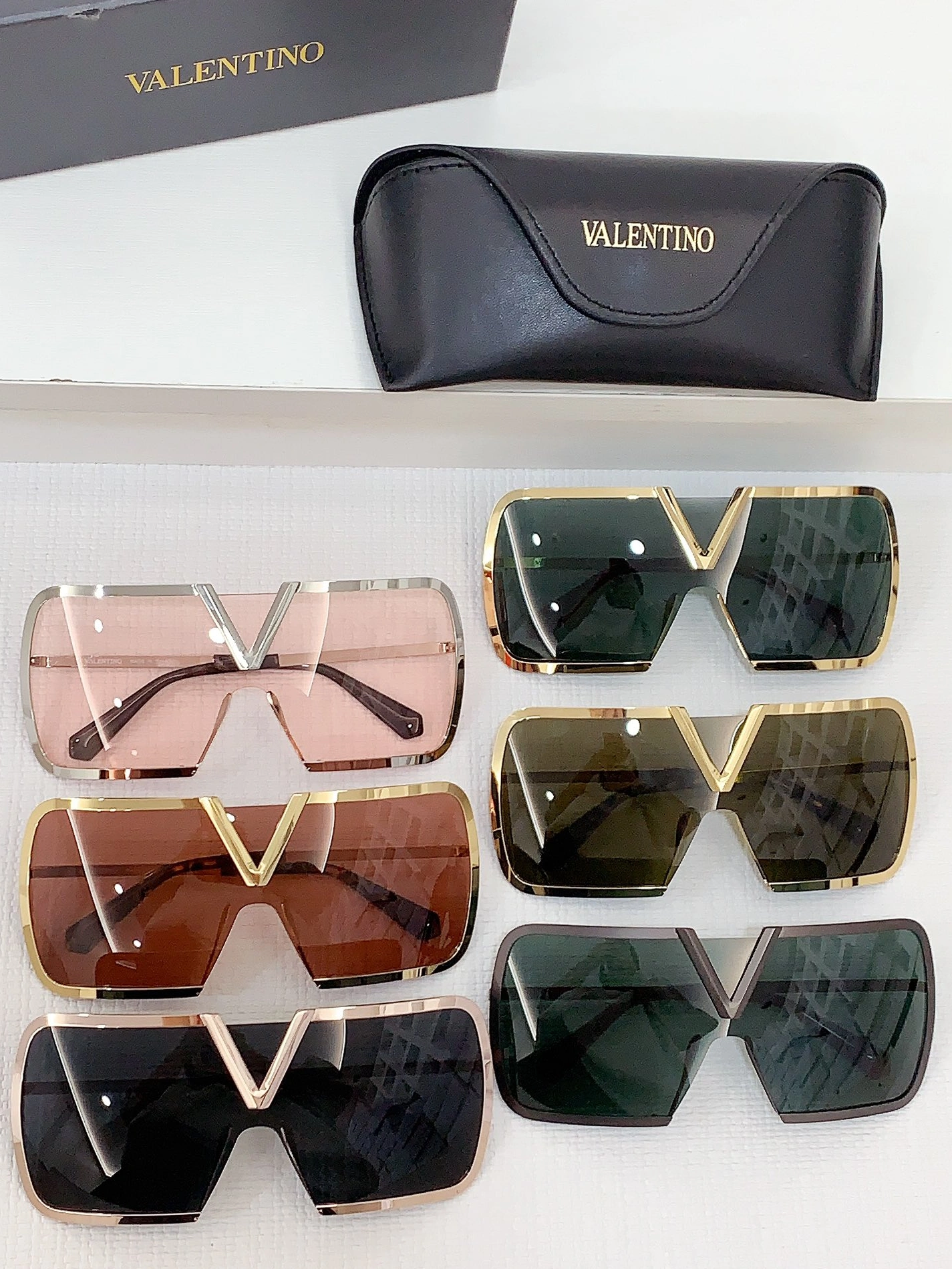 Soft 1887 Valentino AAA Quality Sunglasses