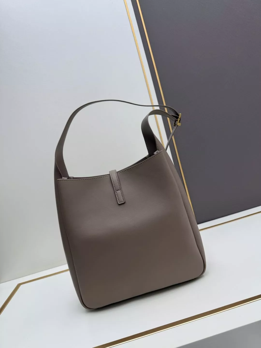 Soft 1922 Yves Saint Laurent YSL AAA Quality Shoulder Bags For Women
