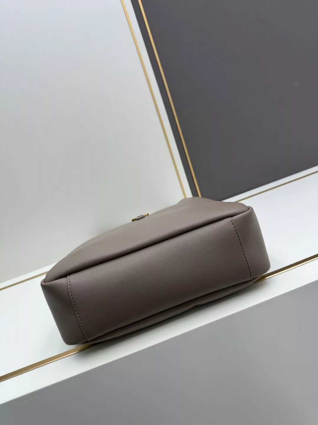 Soft 1922 Yves Saint Laurent YSL AAA Quality Shoulder Bags For Women