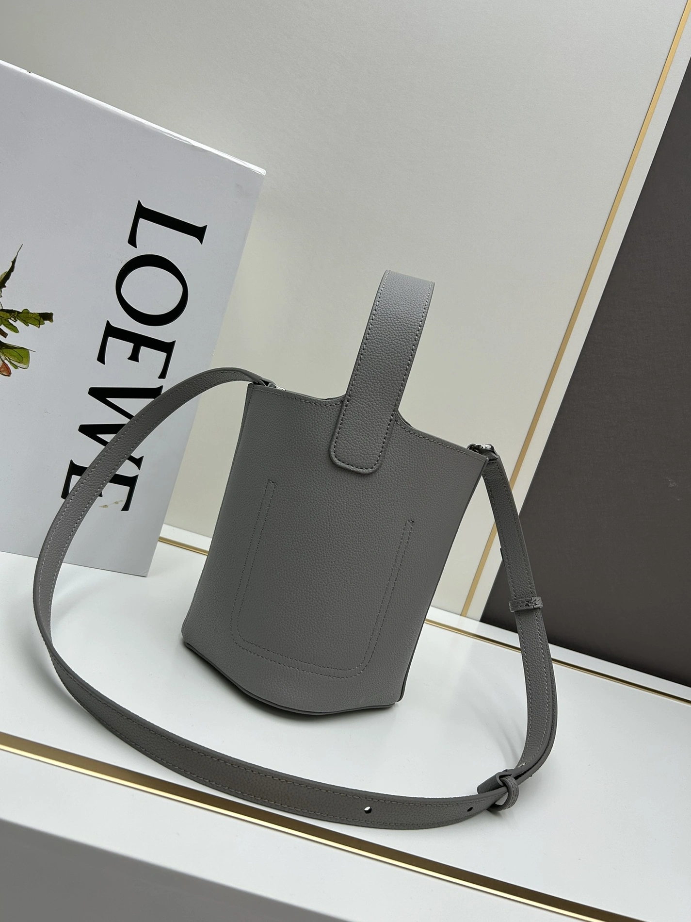 Soft 1971 LOEWE AAA Quality Messenger Bags For Women