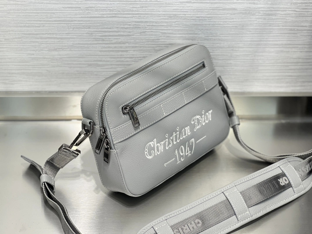 Soft 2013 Christian Dior AAA Man Messenger Bags
