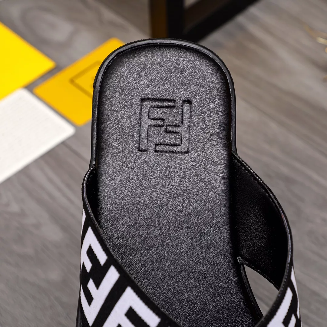 Soft 2102 Fendi Slippers For Men