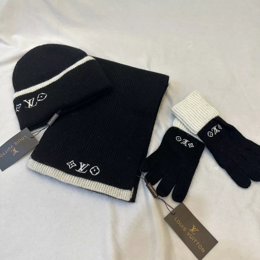 Soft 2164 Louis Vuitton LV Hat and Scarf and Glove Set
