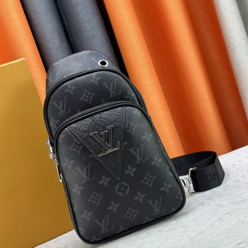 Soft 2364 Louis Vuitton AAA Man Messenger Bags