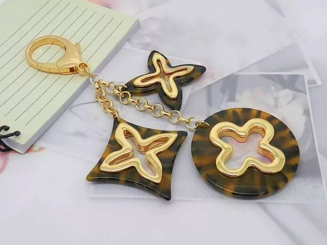 Soft 2429 Louis Vuitton LV Key Holder And Bag Buckle
