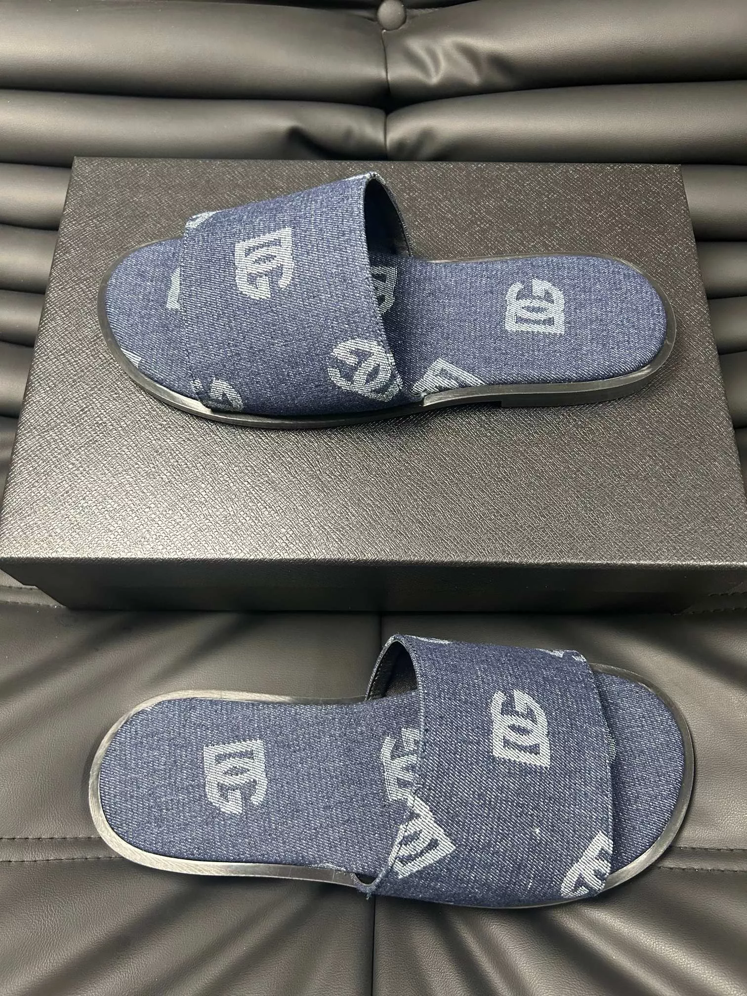 Soft 2687 Dolce & Gabbana D&G Slippers For Men
