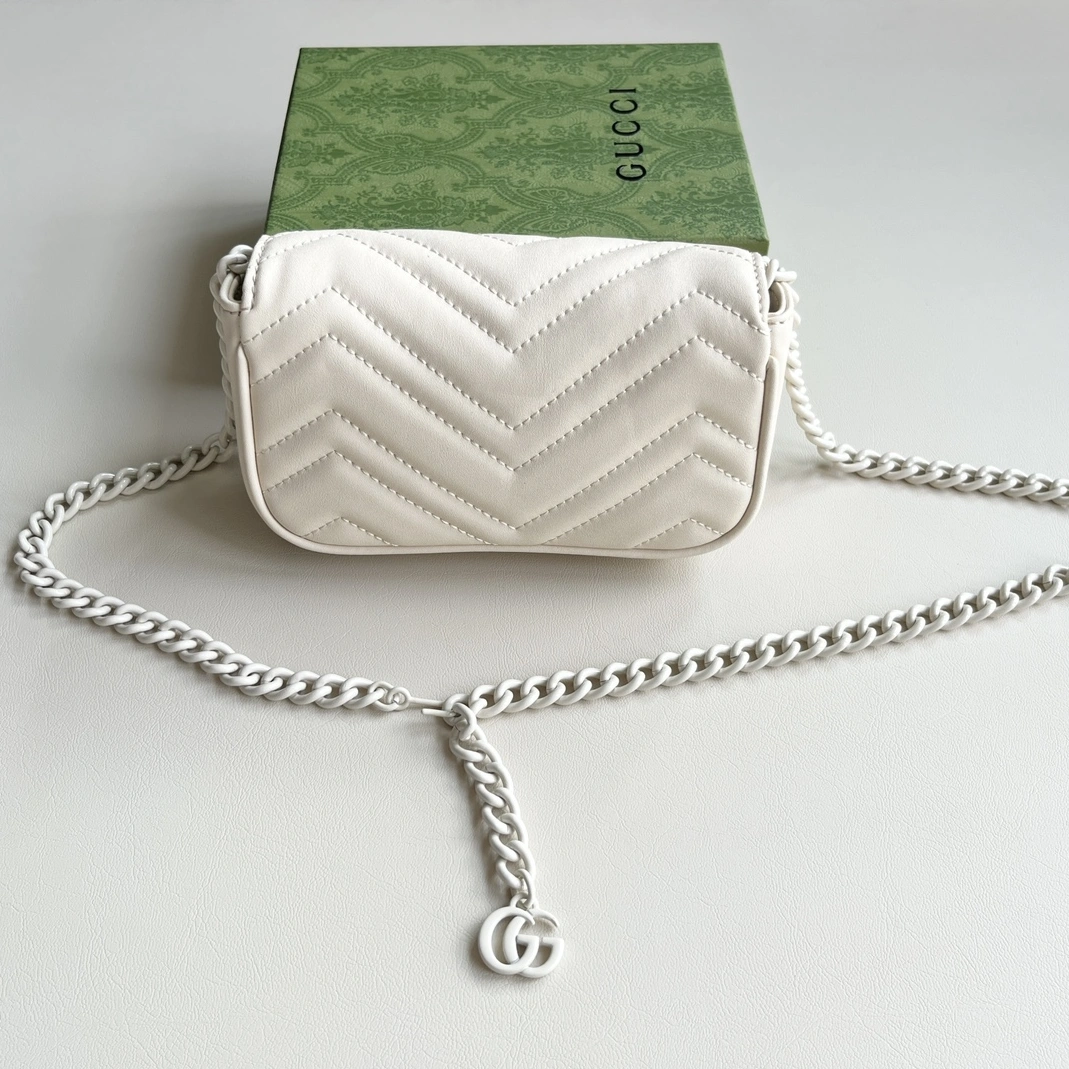Soft 2743 Gucci AAA Quality Messenger Bags For Women