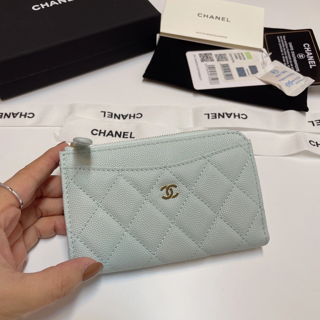 Soft 286 Chanel Card Case