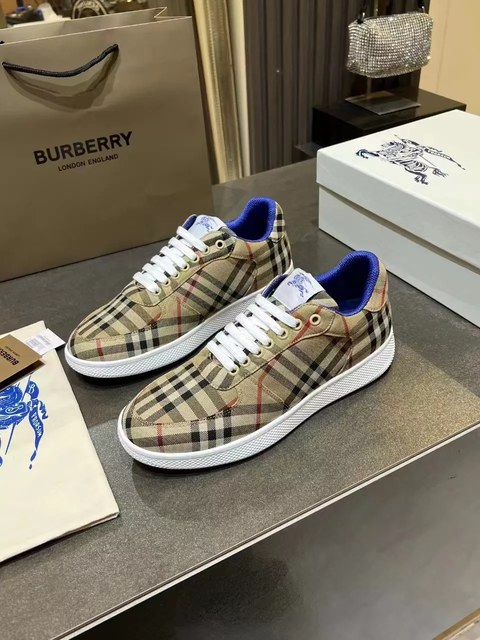 Soft 2893 Burberry Casual Shoes For Men