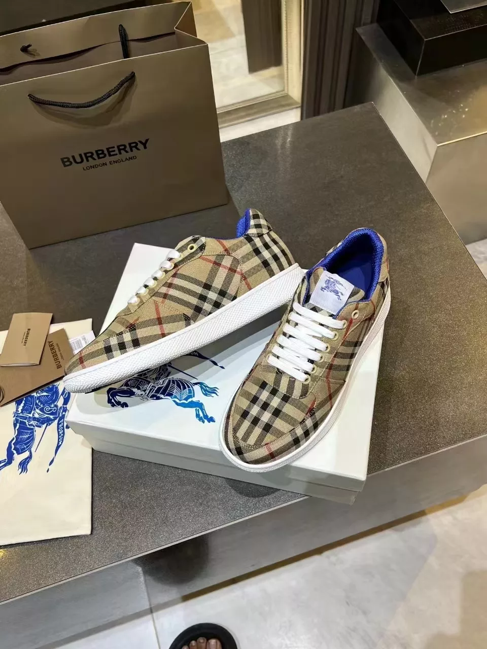 Soft 2893 Burberry Casual Shoes For Men