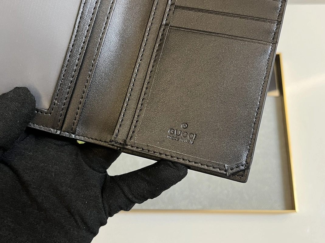Soft 3054 Gucci Card Case
