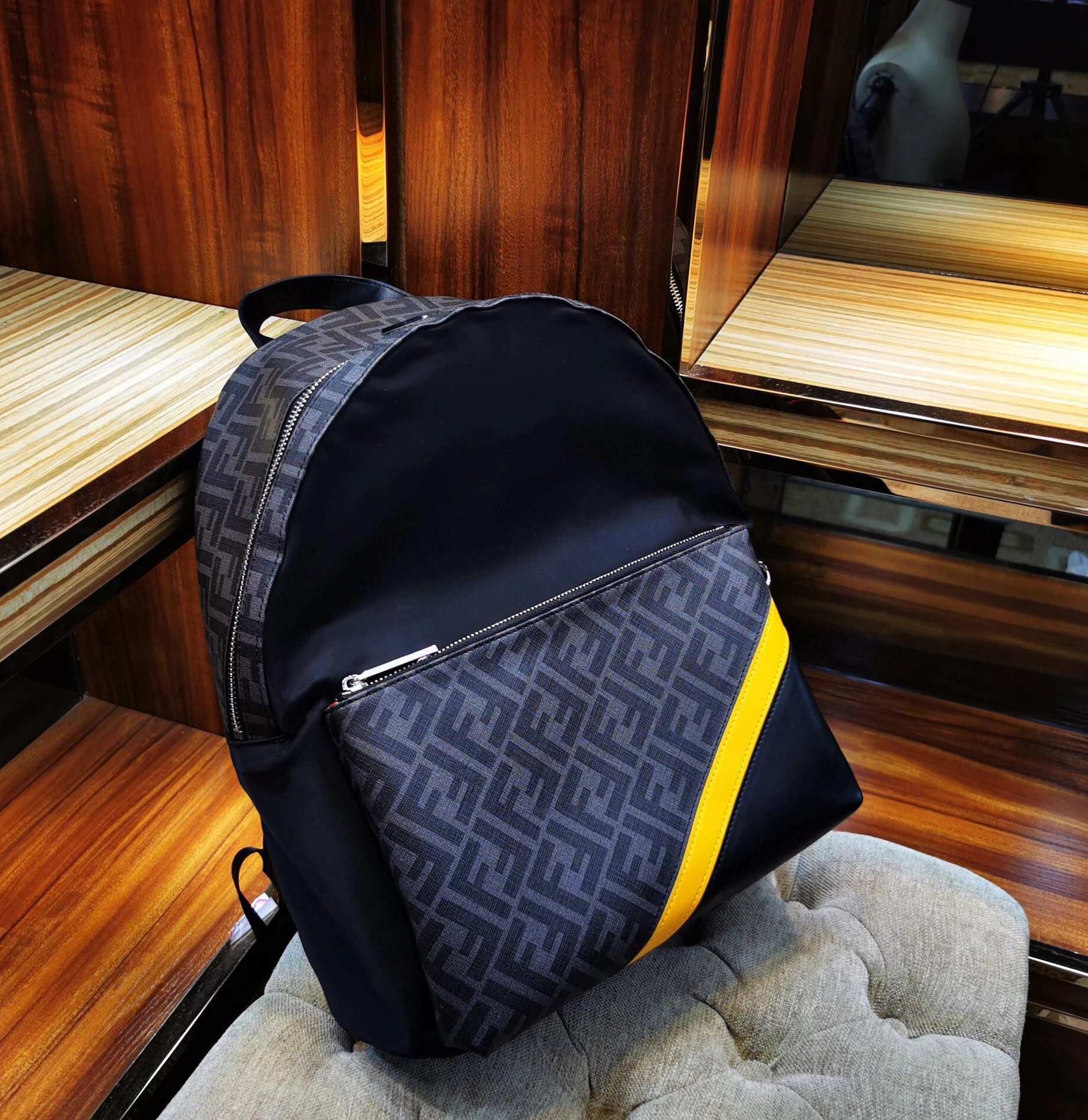Soft 3131 Fendi AAA Man Backpacks