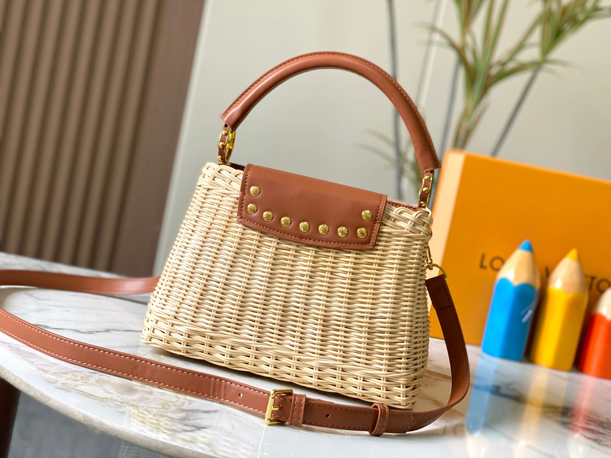Soft 326 Louis Vuitton AAA Quality Messenger Bags For Women