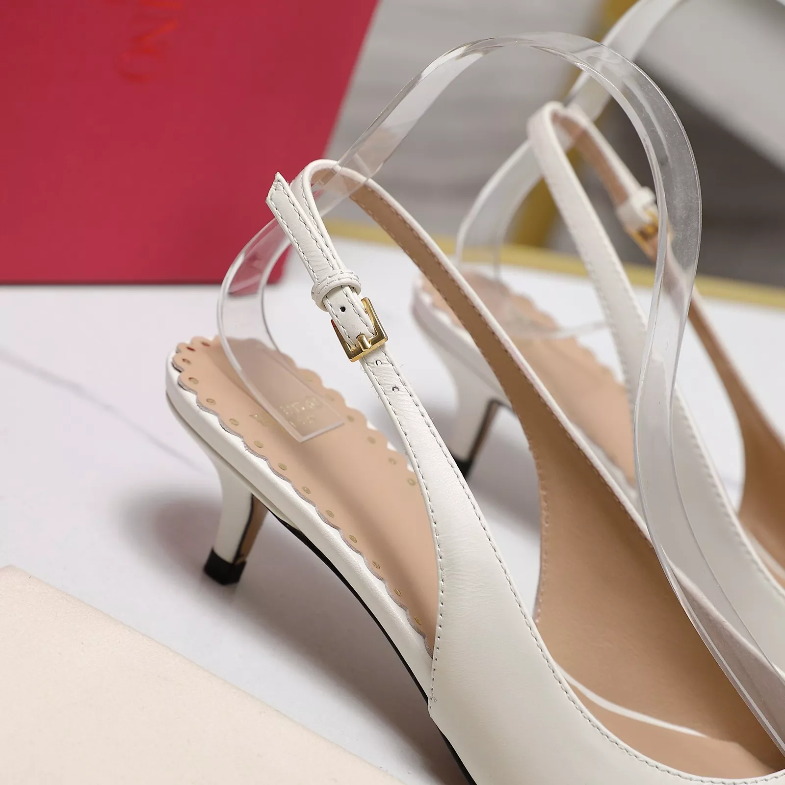 Soft 3274 Valentino Sandal For Women
