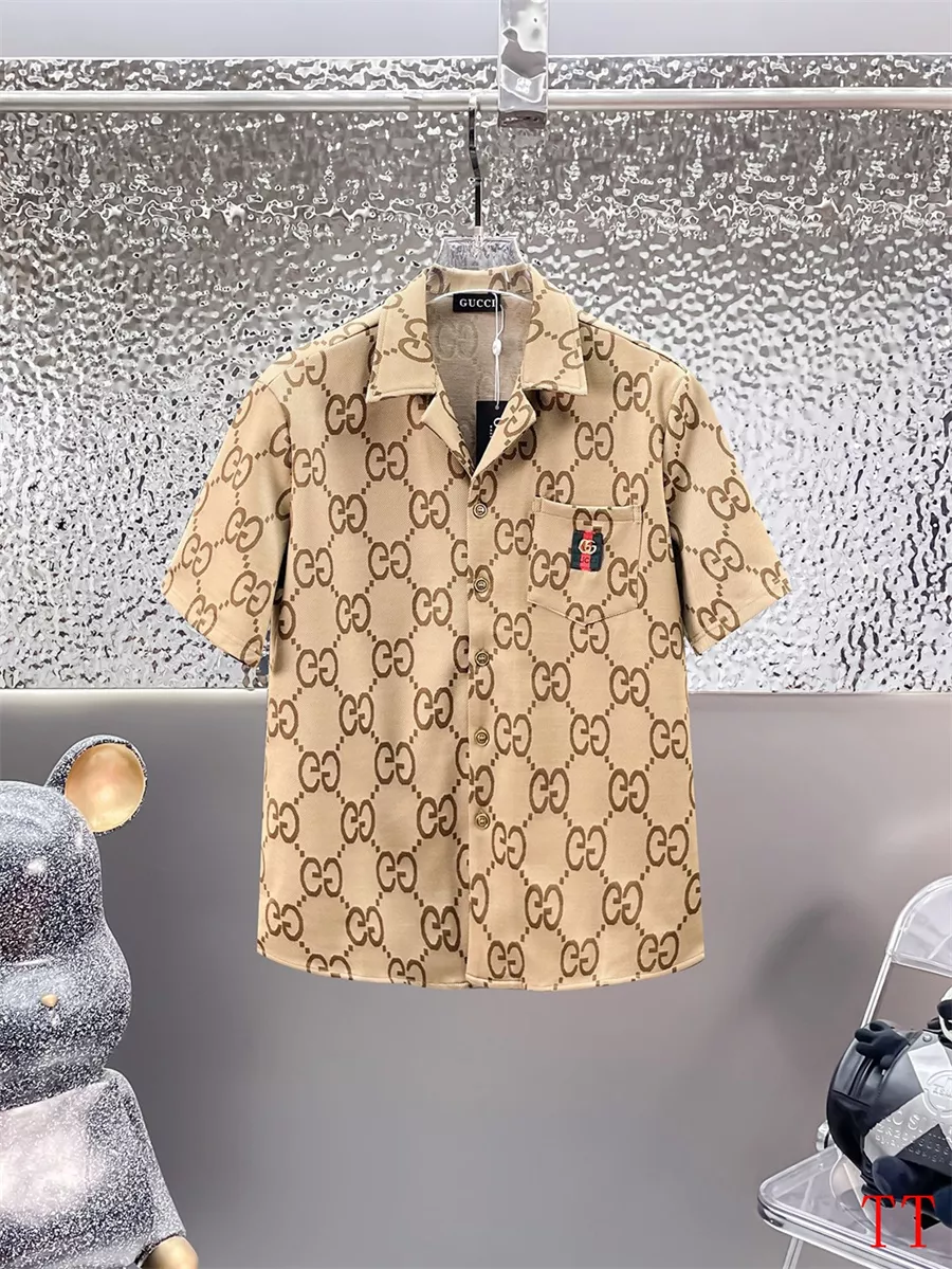 Soft 3756 Gucci Tracksuits Short Sleeved For Men