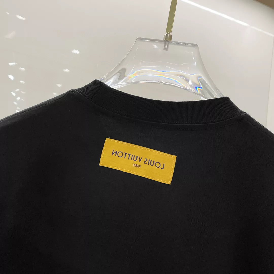 Soft 3986 Louis Vuitton LV T-Shirts Short Sleeved For Unisex