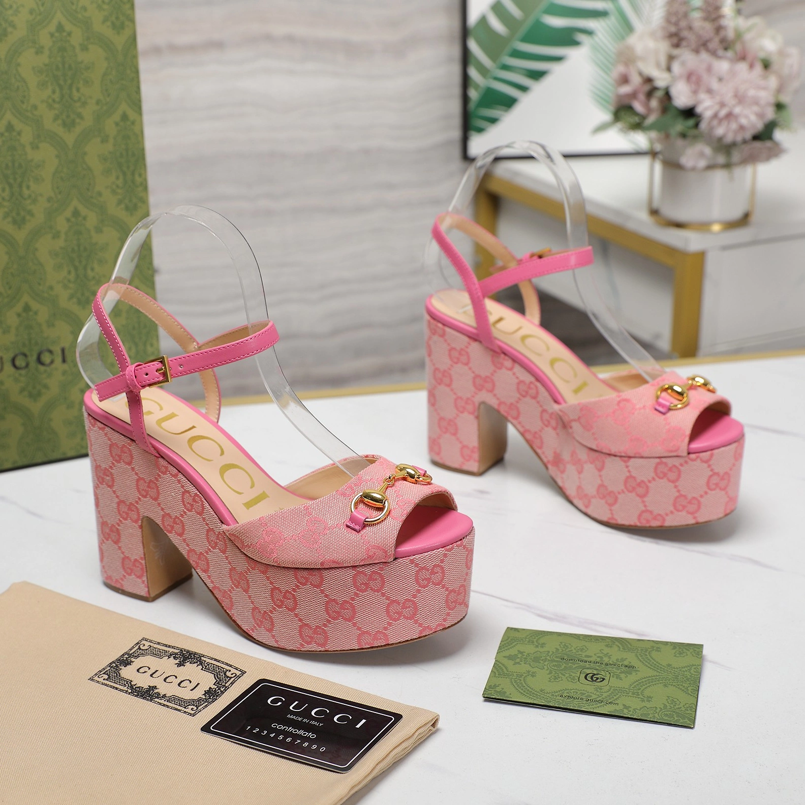 Soft 4142 Gucci Sandal For Women