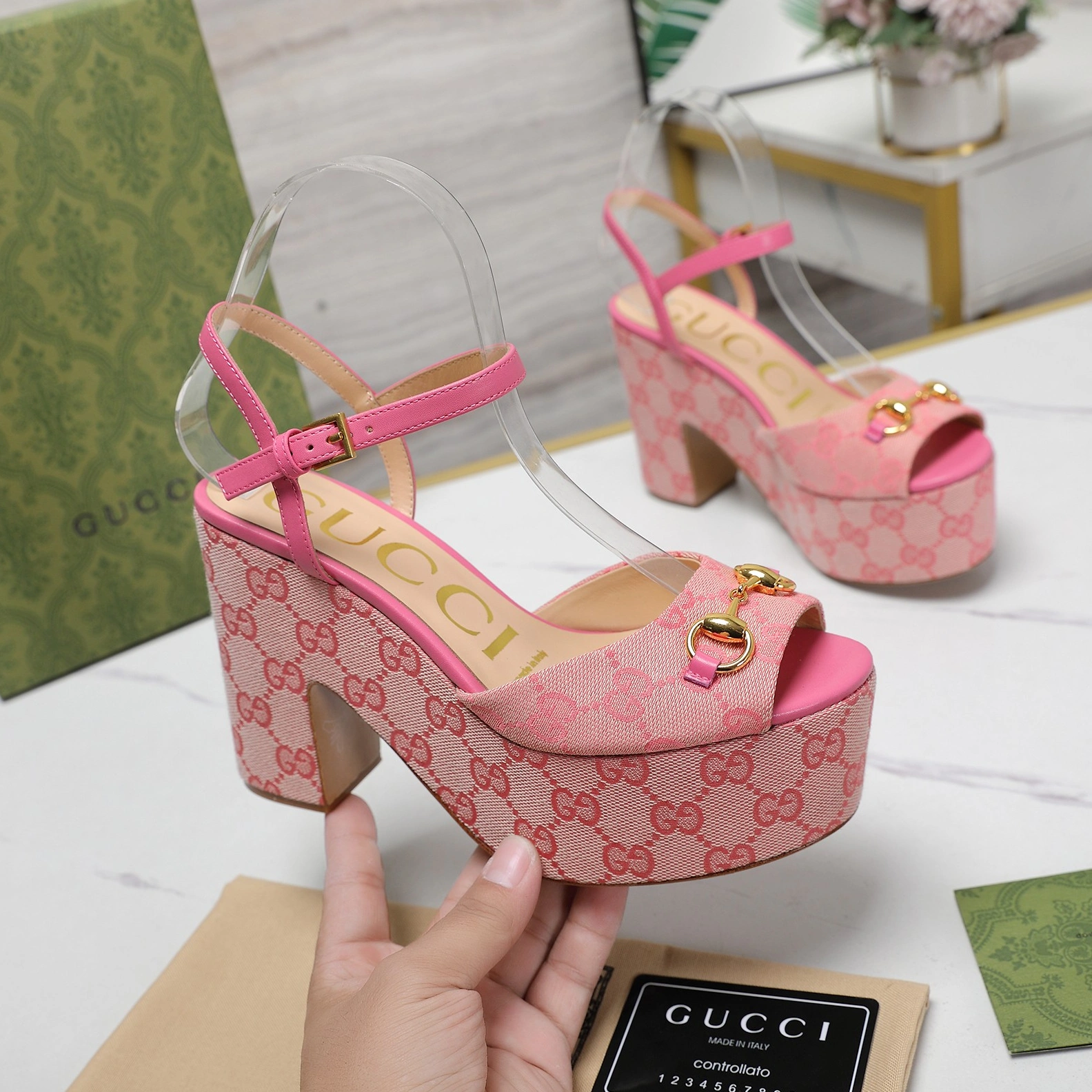 Soft 4142 Gucci Sandal For Women