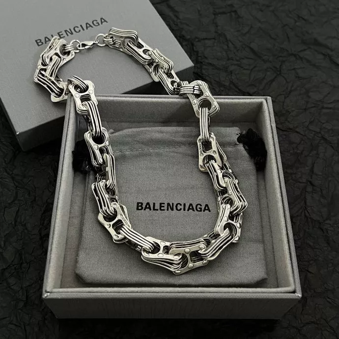 Soft 4921 Balenciaga Necklaces