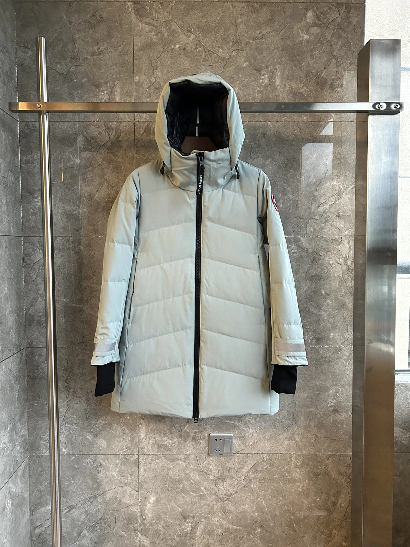 Soft 512 Canada Goose Down Feather Coat Long Sleeved For Women