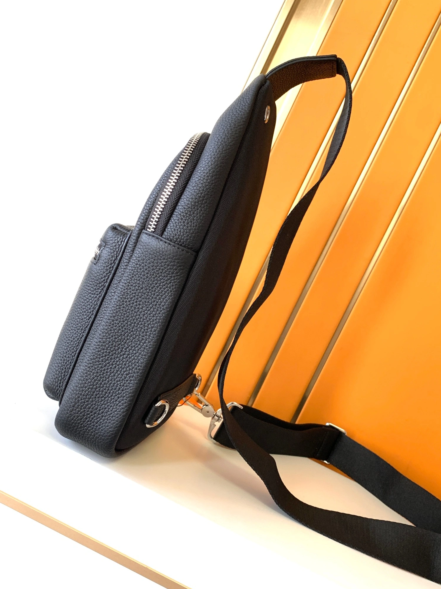 Soft 5331 Hermes AAA Man Messenger Bags