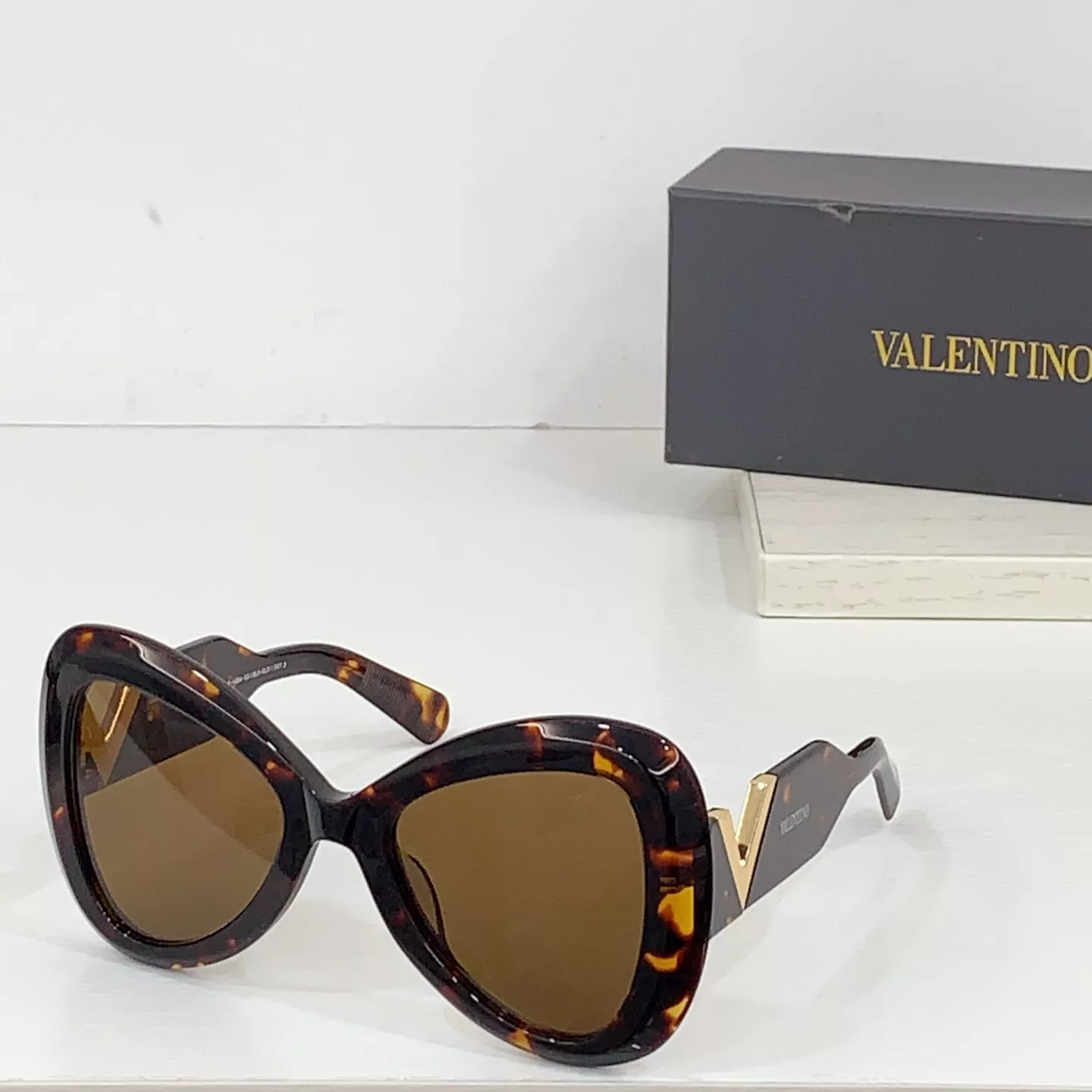 Soft 5540 Valentino AAA Quality Sunglasses