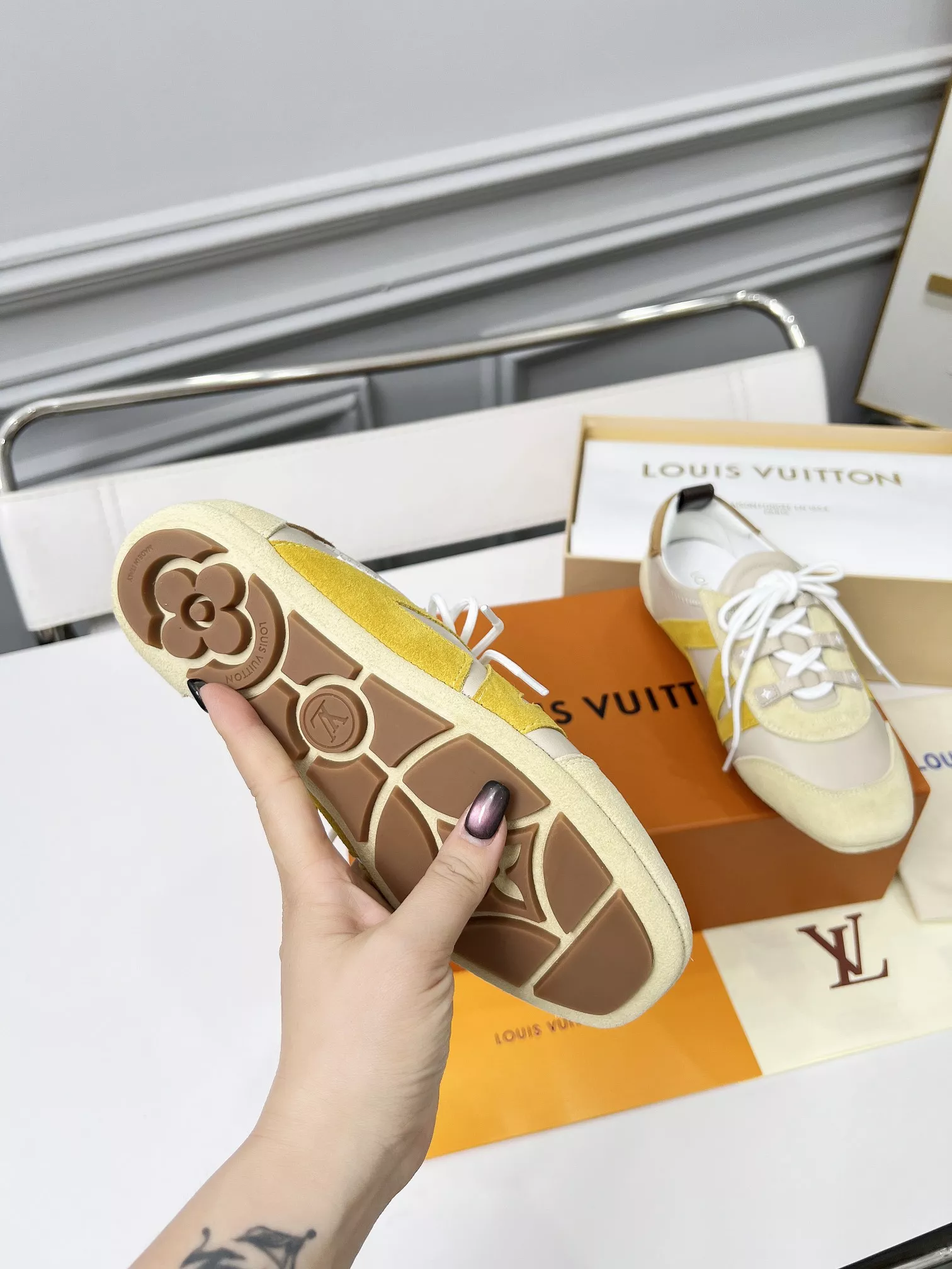 Soft 5570 Louis Vuitton Casual Shoes For Women