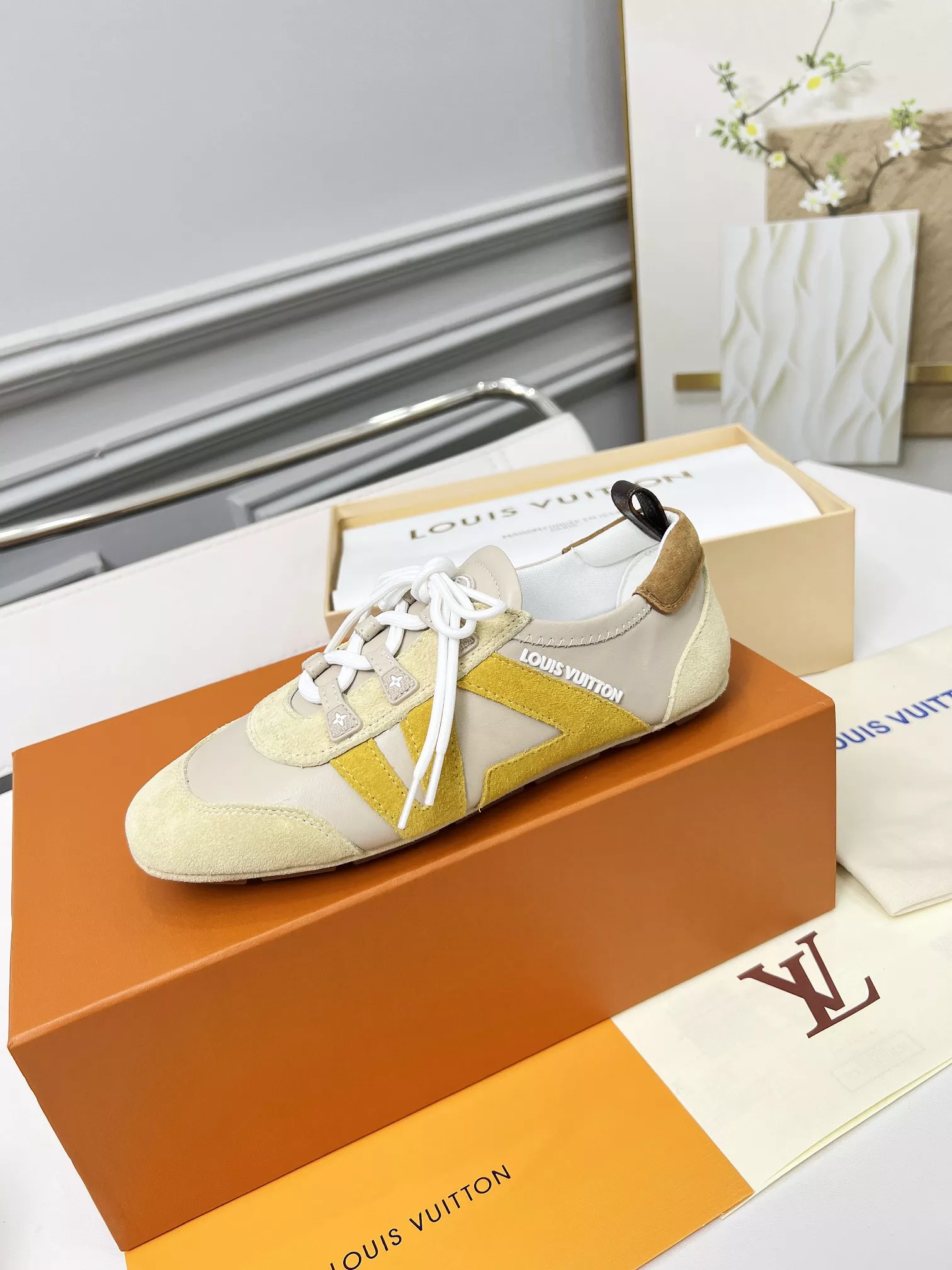 Soft 5570 Louis Vuitton Casual Shoes For Women