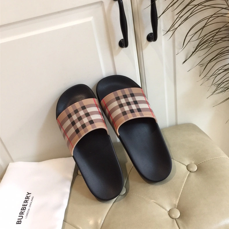 Soft 5819 Burberry Slippers For Men