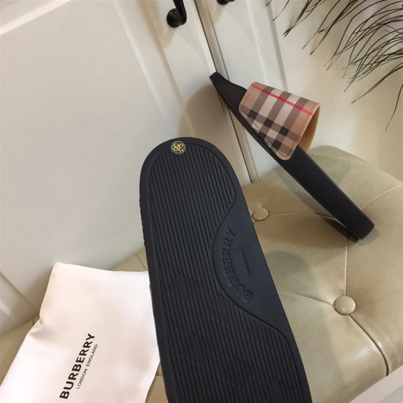 Soft 5819 Burberry Slippers For Men
