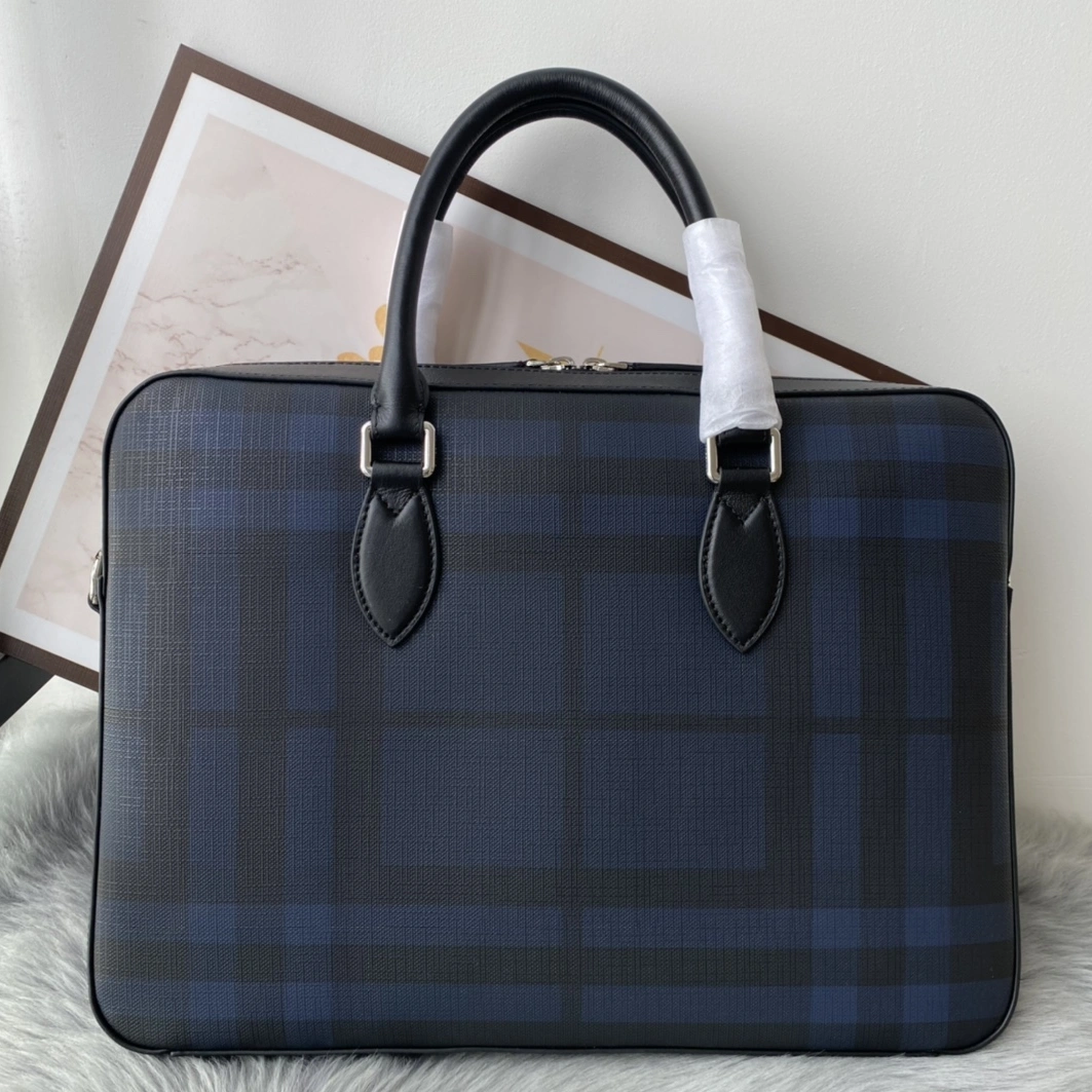Soft 5918 Burberry AAA Man Handbags