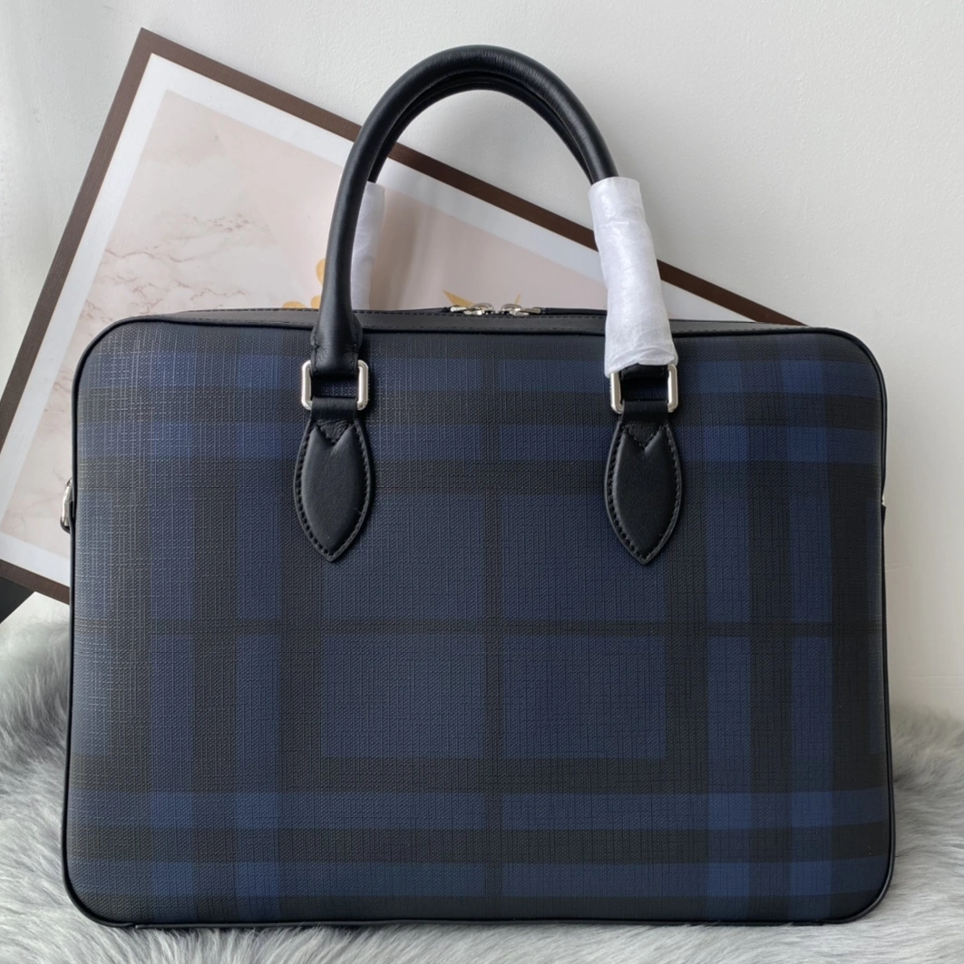 Soft 5918 Burberry AAA Man Handbags