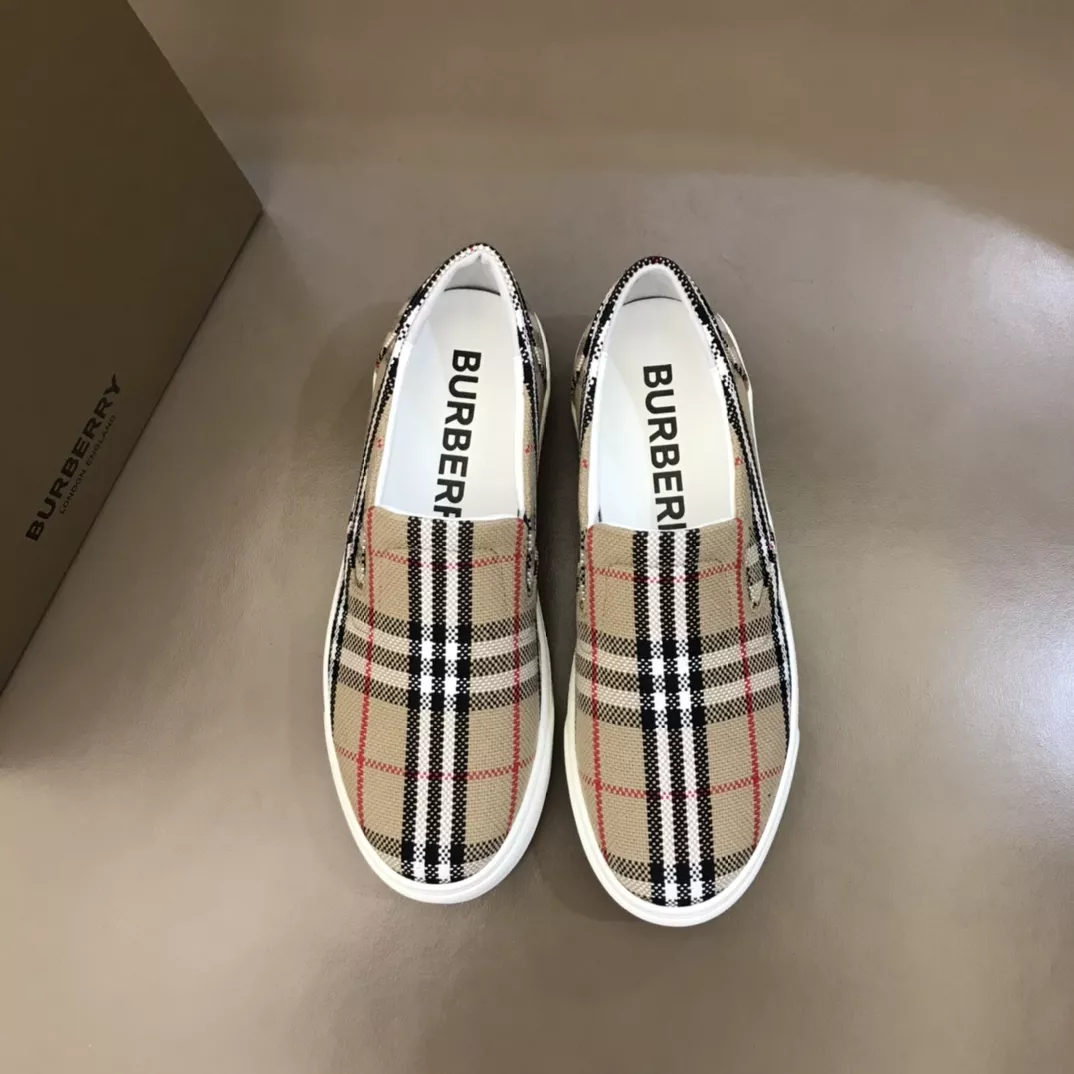 Soft 6027 Burberry Casual Shoes For Men