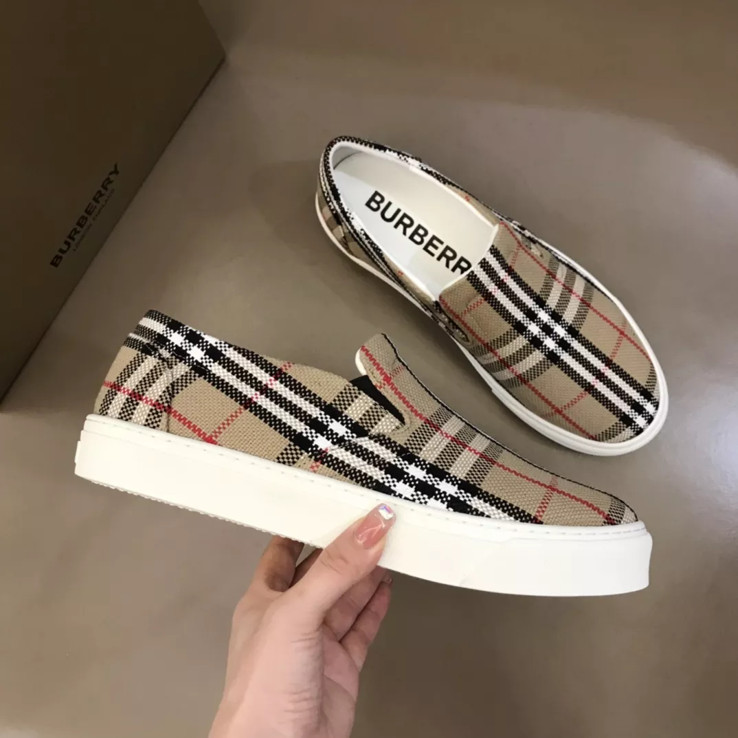 Soft 6027 Burberry Casual Shoes For Men