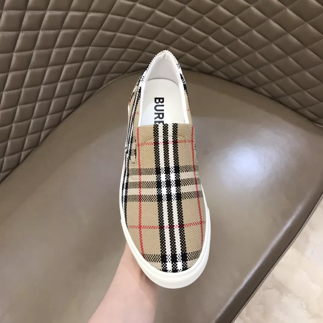 Soft 6027 Burberry Casual Shoes For Men