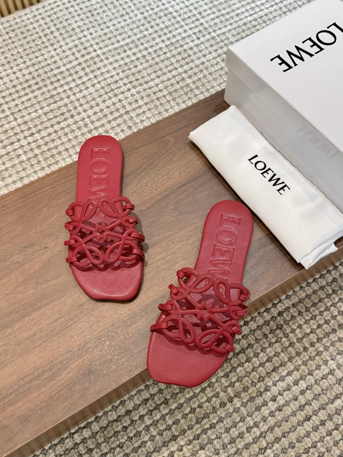 Soft 6085 LOEWE Slippers For Women