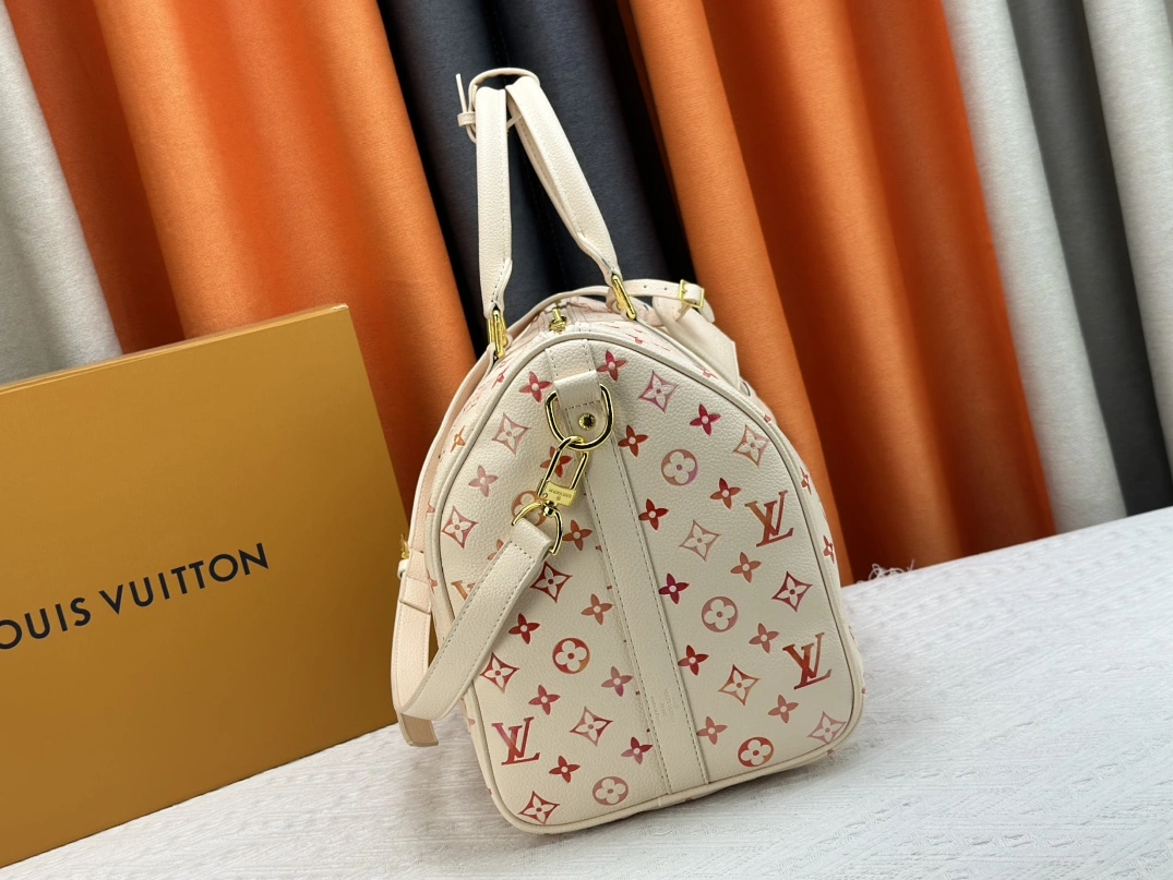 Soft 6275 Louis Vuitton Travel Bags