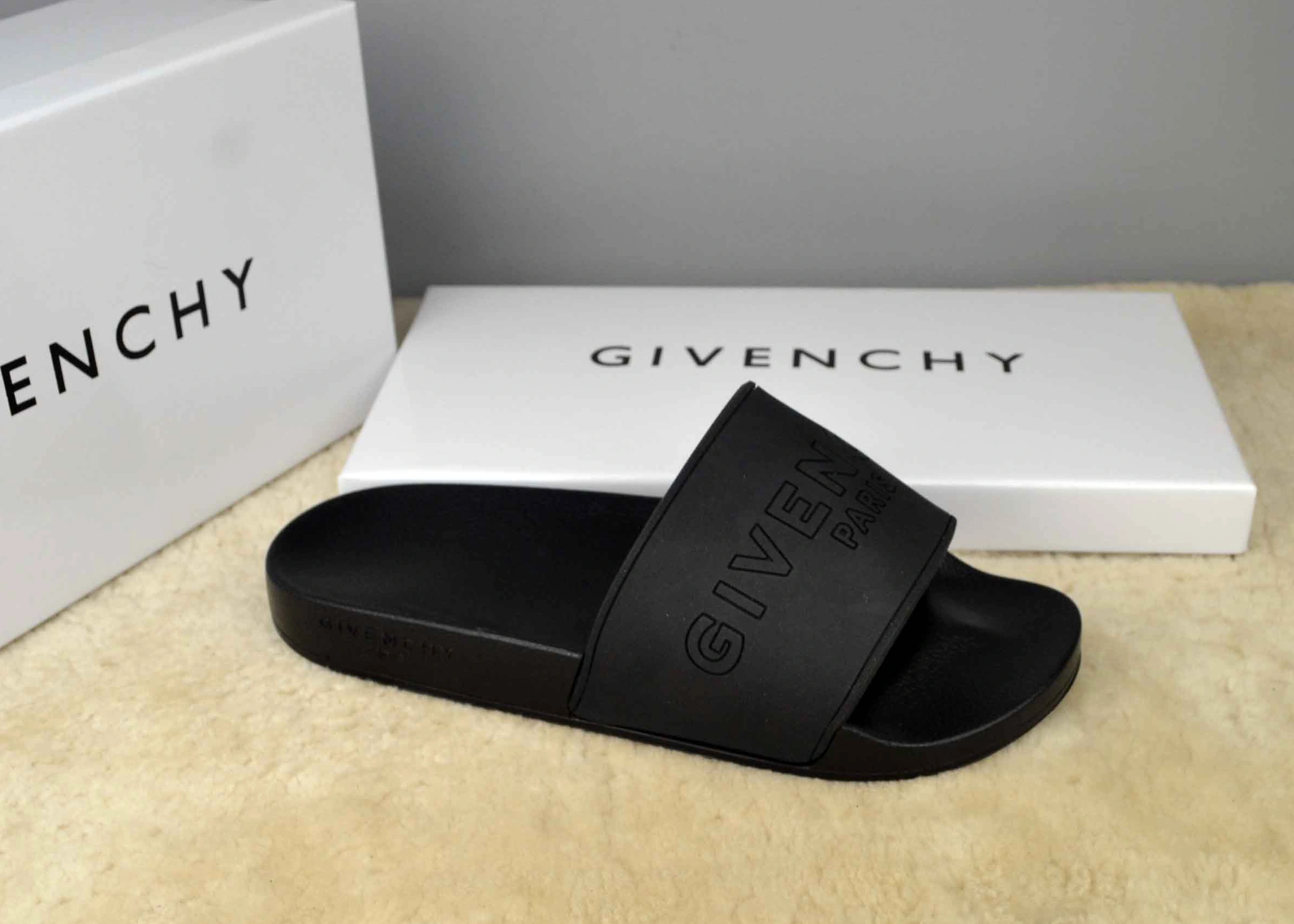 Soft 6324 Givenchy Slippers For Men